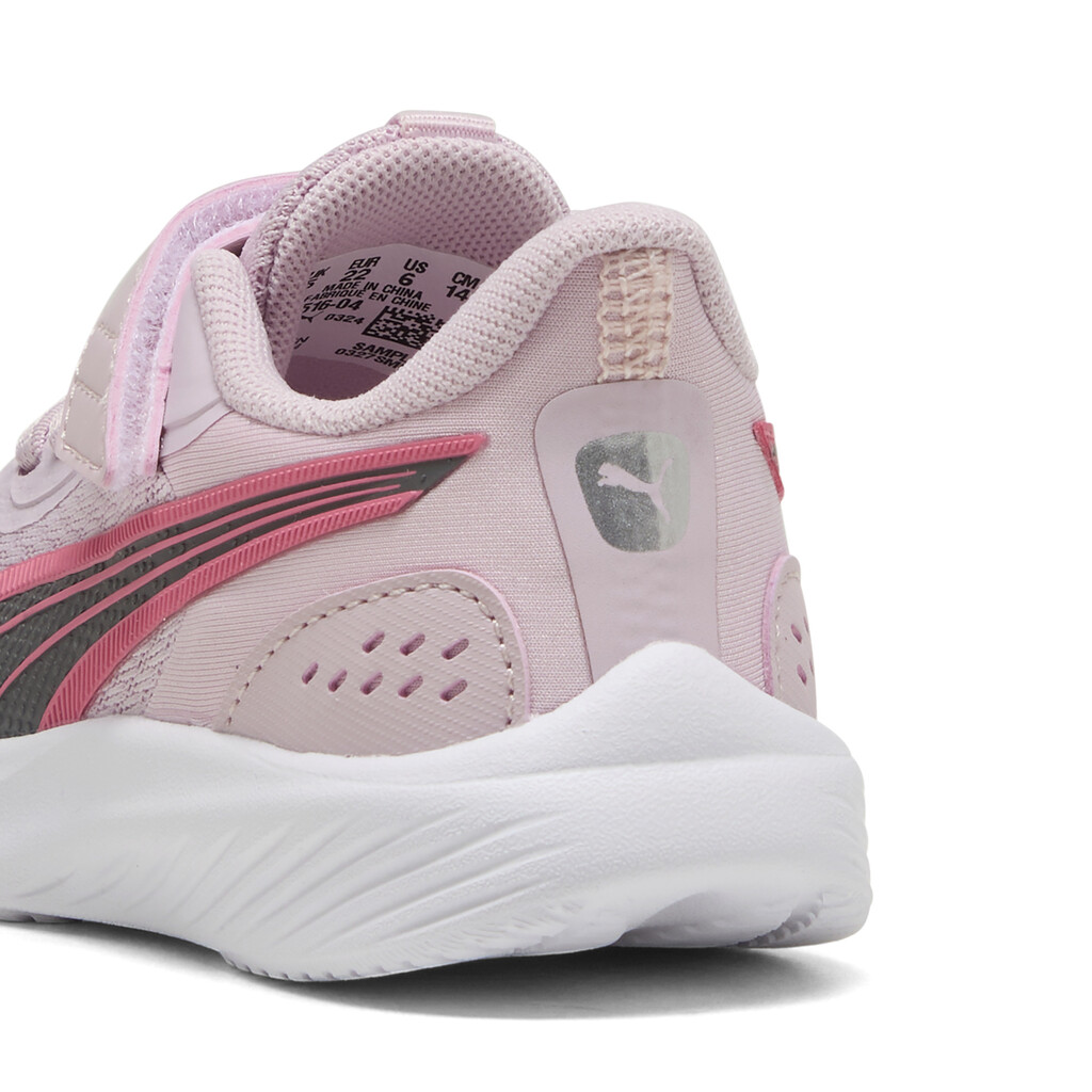 Puma Pounce AC+ Inf ροζ με αυτοκόλλητο Puma Pounce AC+ Inf ροζ με αυτοκόλλητο
